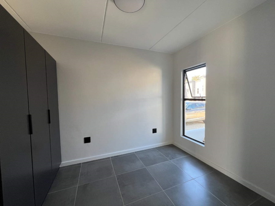 To Let 2 Bedroom Property for Rent in Newinbosch Western Cape